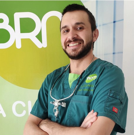 Joan Albert Roca Fotografia de primer pla de l'Odontòleg, Joan Albert Roca.